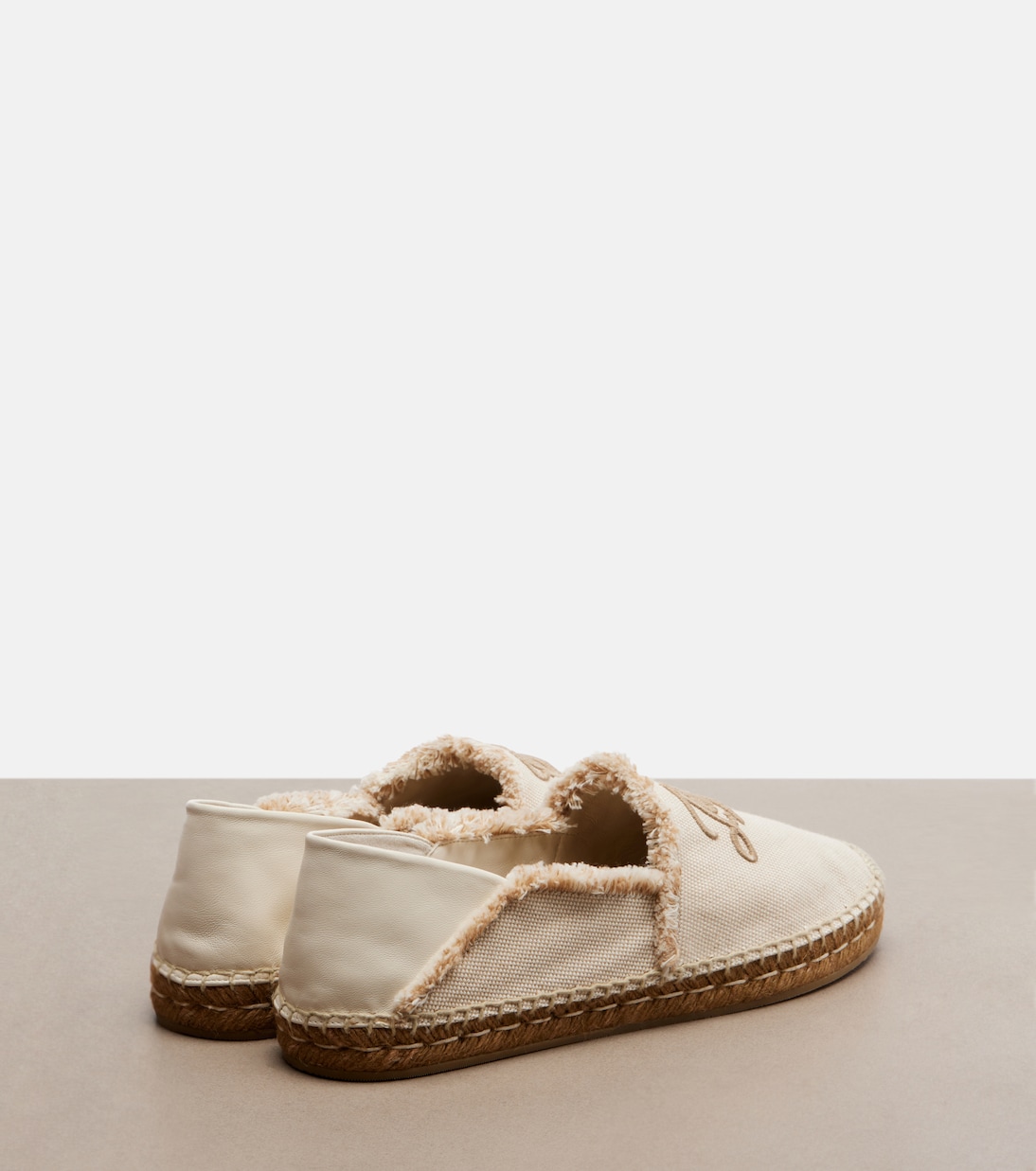 Espadrilles Avi en toile brodée | Jimmy Choo