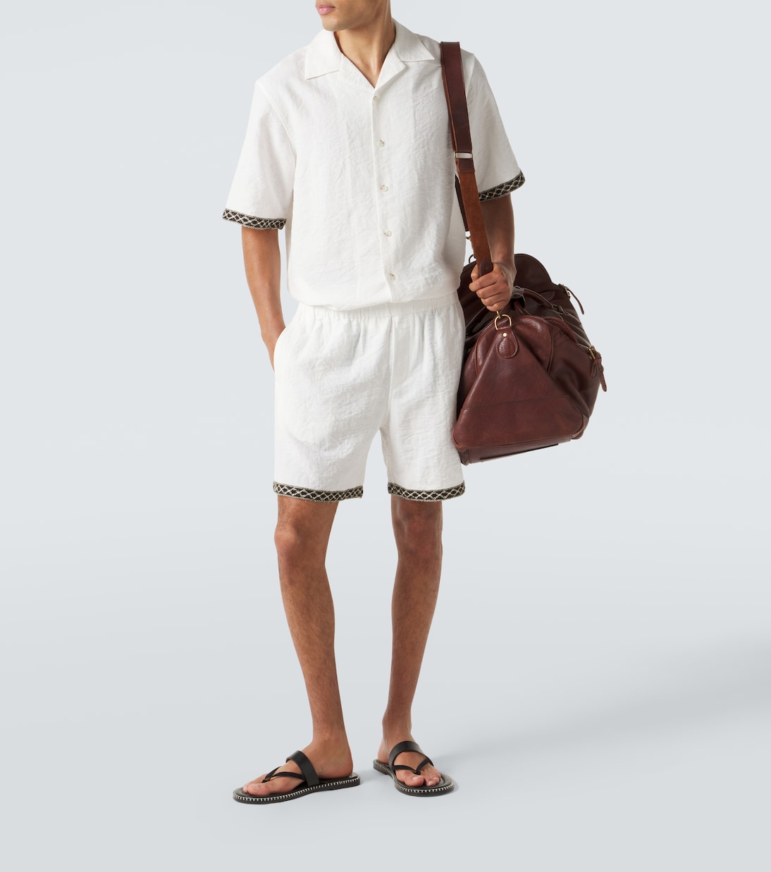 Crochet-trimmed shorts | Commas
