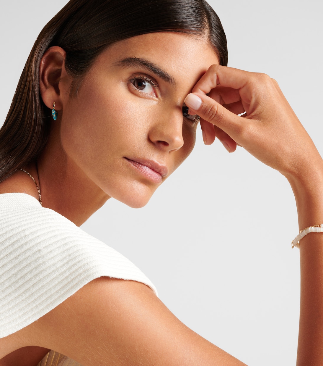 Ohrringe aus 14kt Gelbgold (585/1000) mit Diamanten und Türkis | Sydney Evan