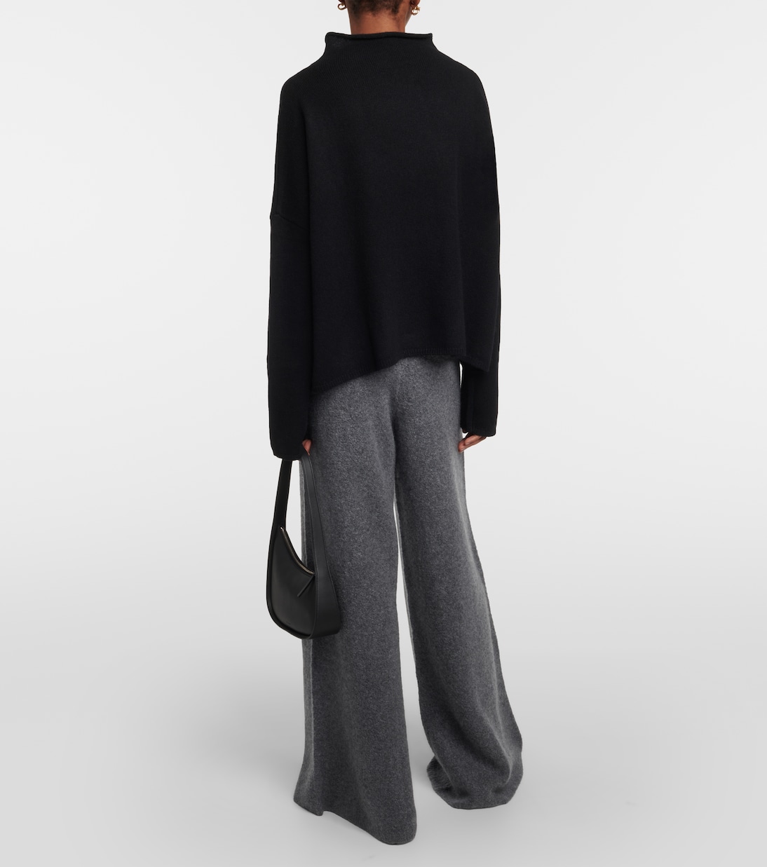 Sandy cashmere mockneck sweater | Lisa Yang