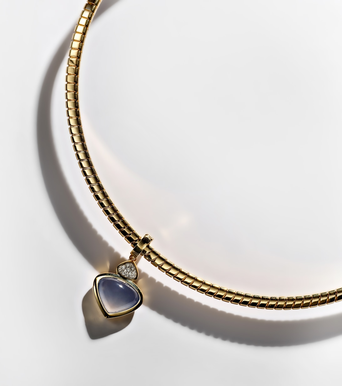 Trisolina 18kt gold necklace with chalcedony and diamonds | Marina B