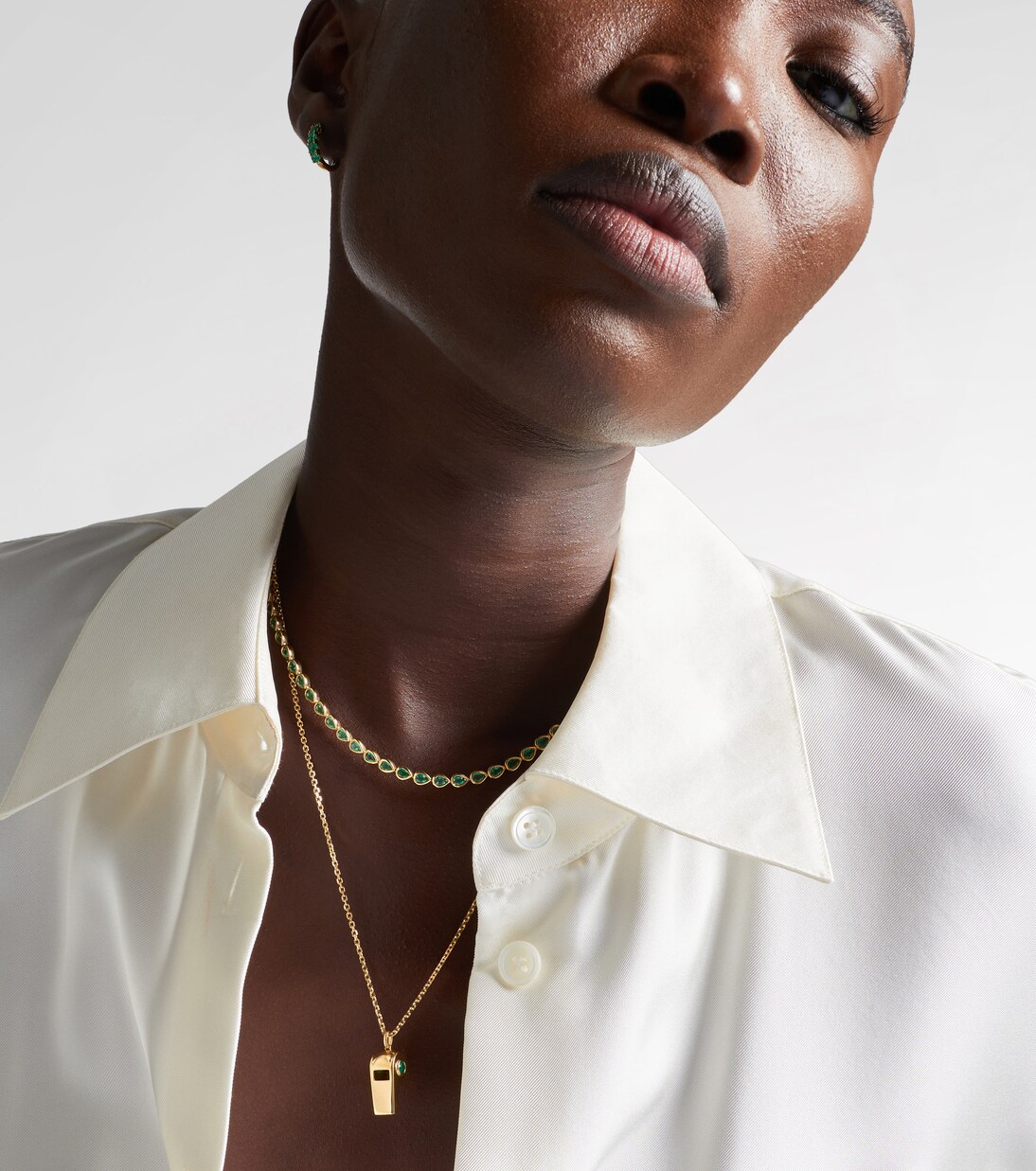 18kt gold pendant necklace with emeralds  | Anita Ko