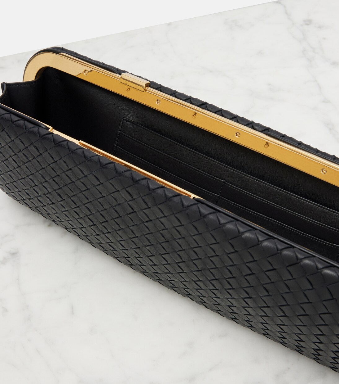 Serata Intrecciato leather clutch | Bottega Veneta