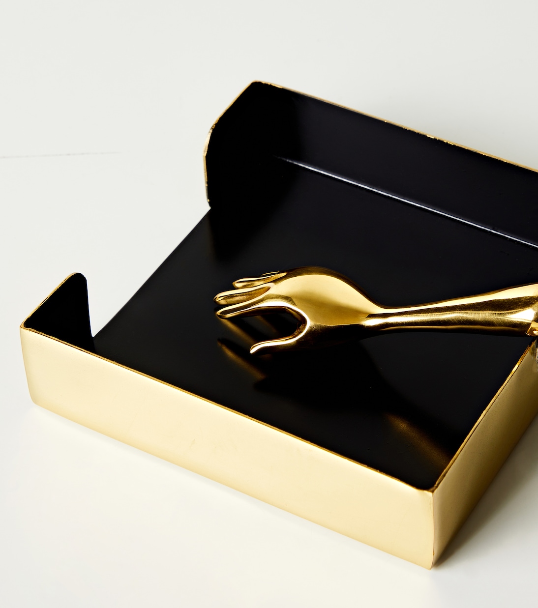 Eve napkin holder | Jonathan Adler