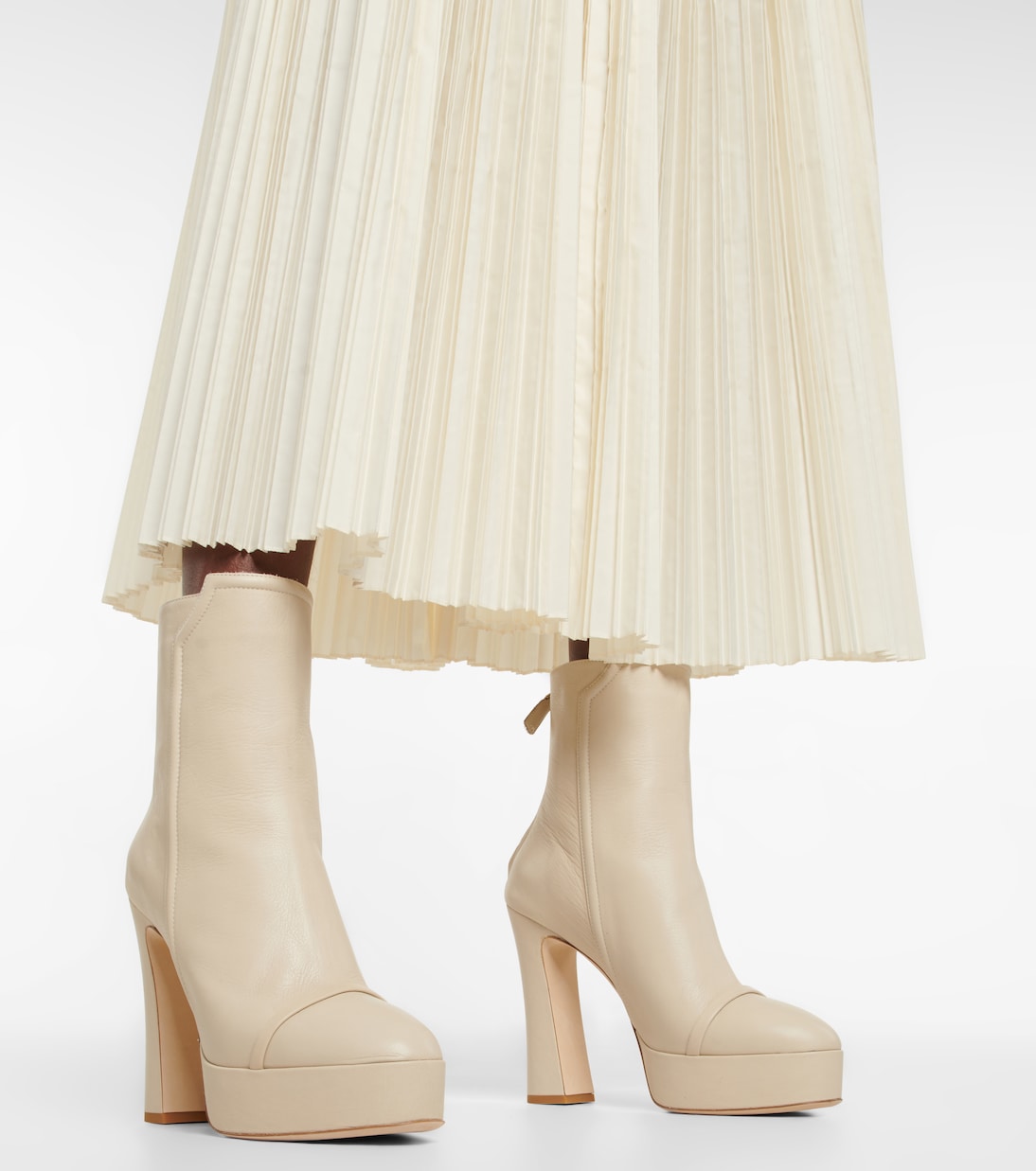 Alexa platform leather ankle boots | Malone Souliers