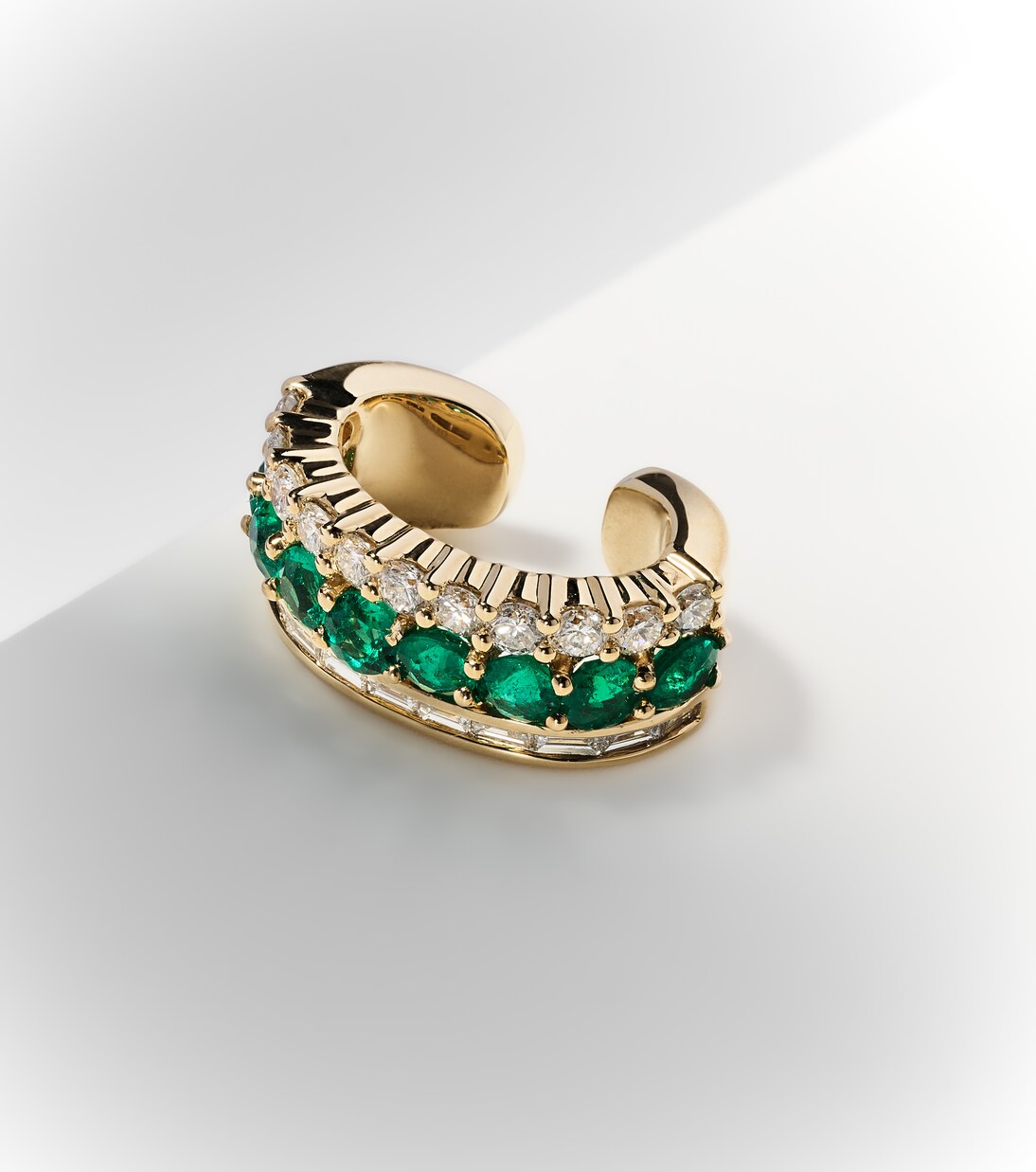 Boucle d'oreille Lola en or 18 ct, émeraudes et diamants | Anita Ko