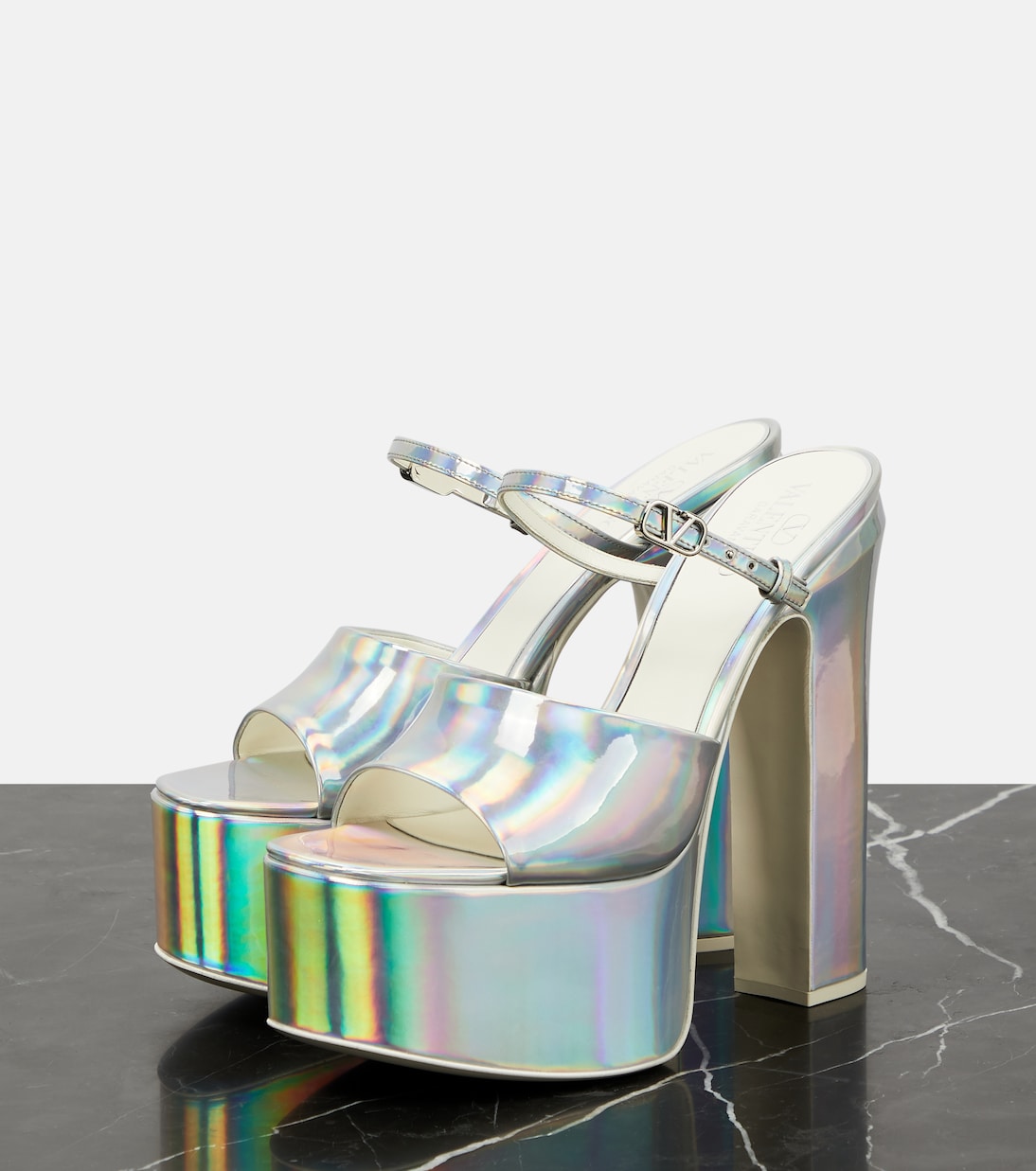 Plateausandalen Tan-Go 155 aus Metallic-Leder | Valentino Garavani