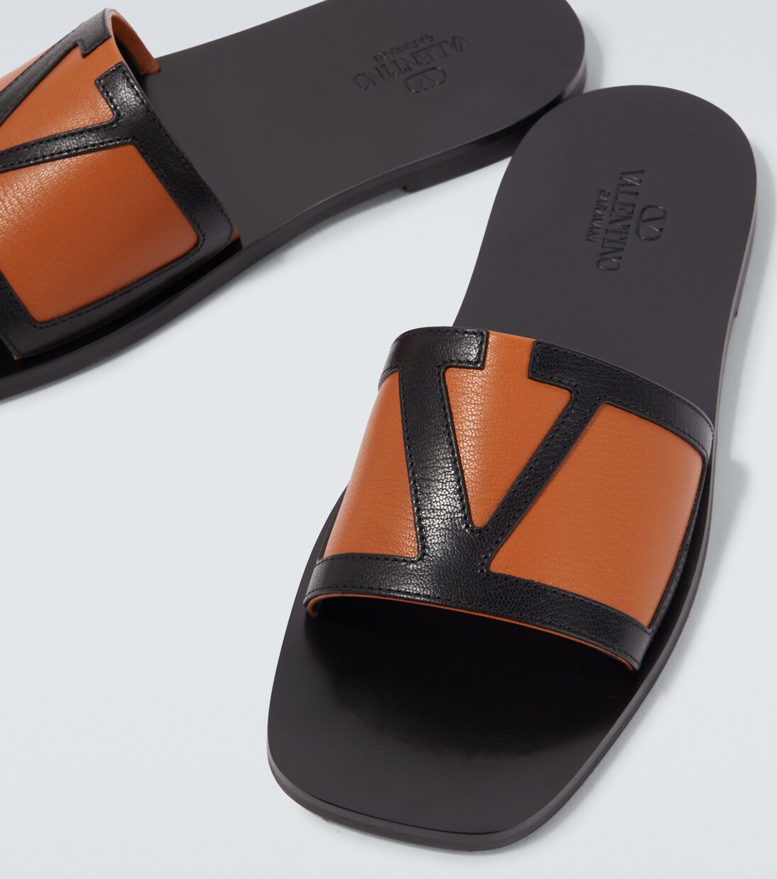 Pantoletten Viva Superstar aus Leder | Valentino Garavani