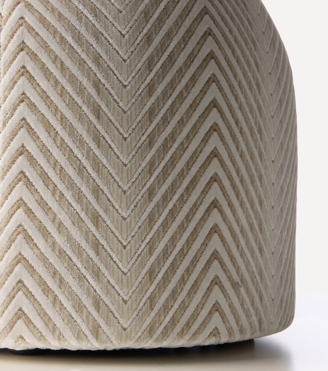 Outdoor-Hocker Ziggy aus Samt | Missoni