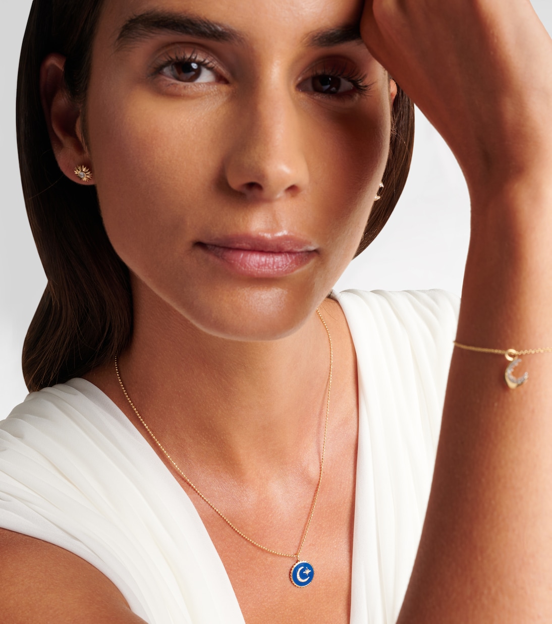 Collana Celestial Medallion in oro 14kt con diamanti | Sydney Evan