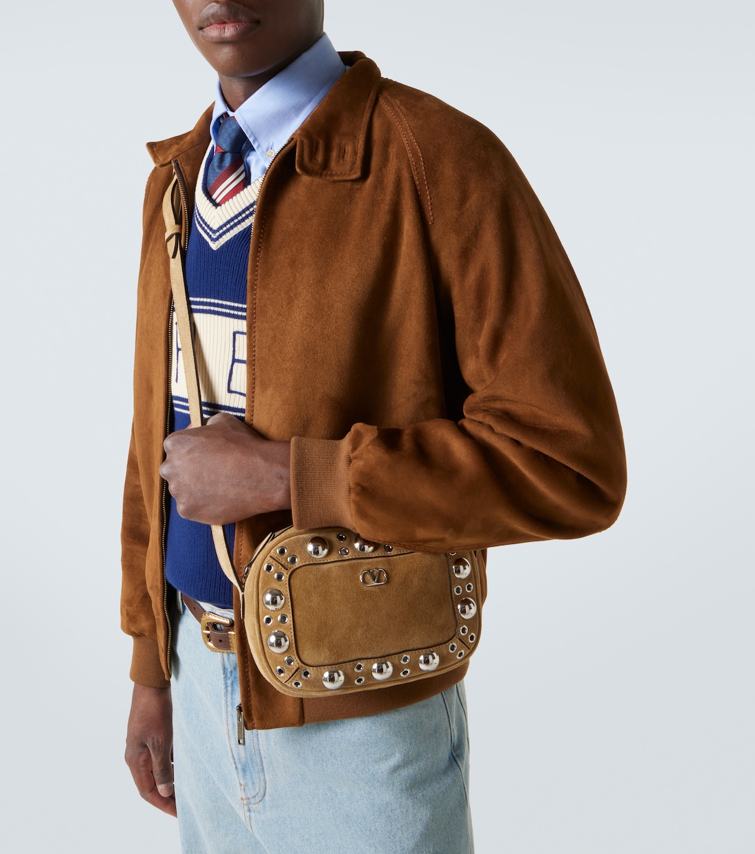 Nellcôte studded suede crossbody bag | Valentino Garavani