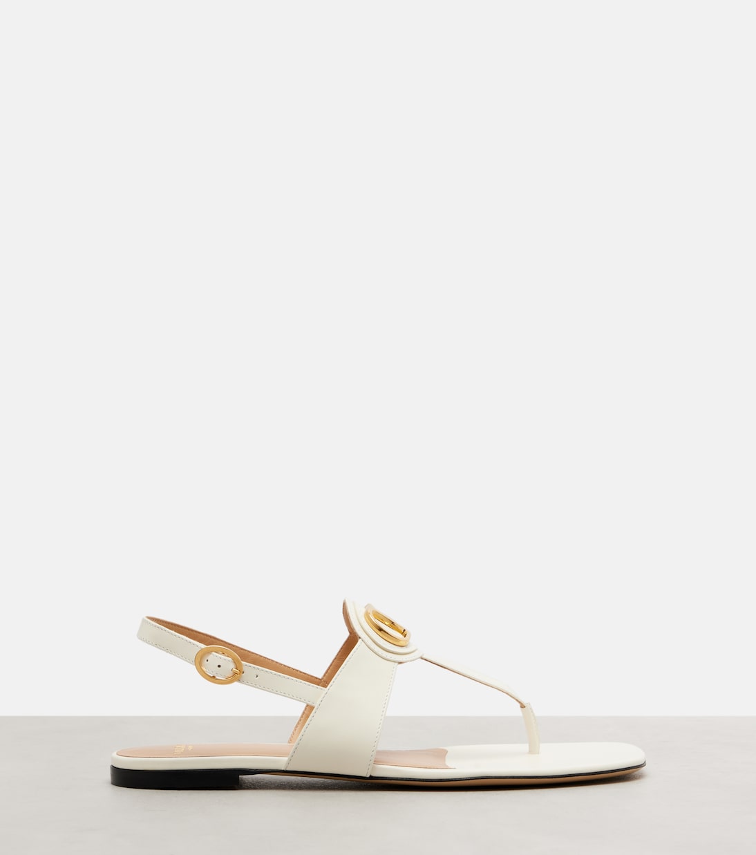 VLogo Signature leather thong sandals | Valentino Garavani