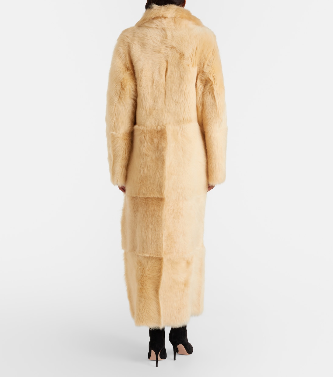 Mantel Evita Long aus Shearling | Nour Hammour