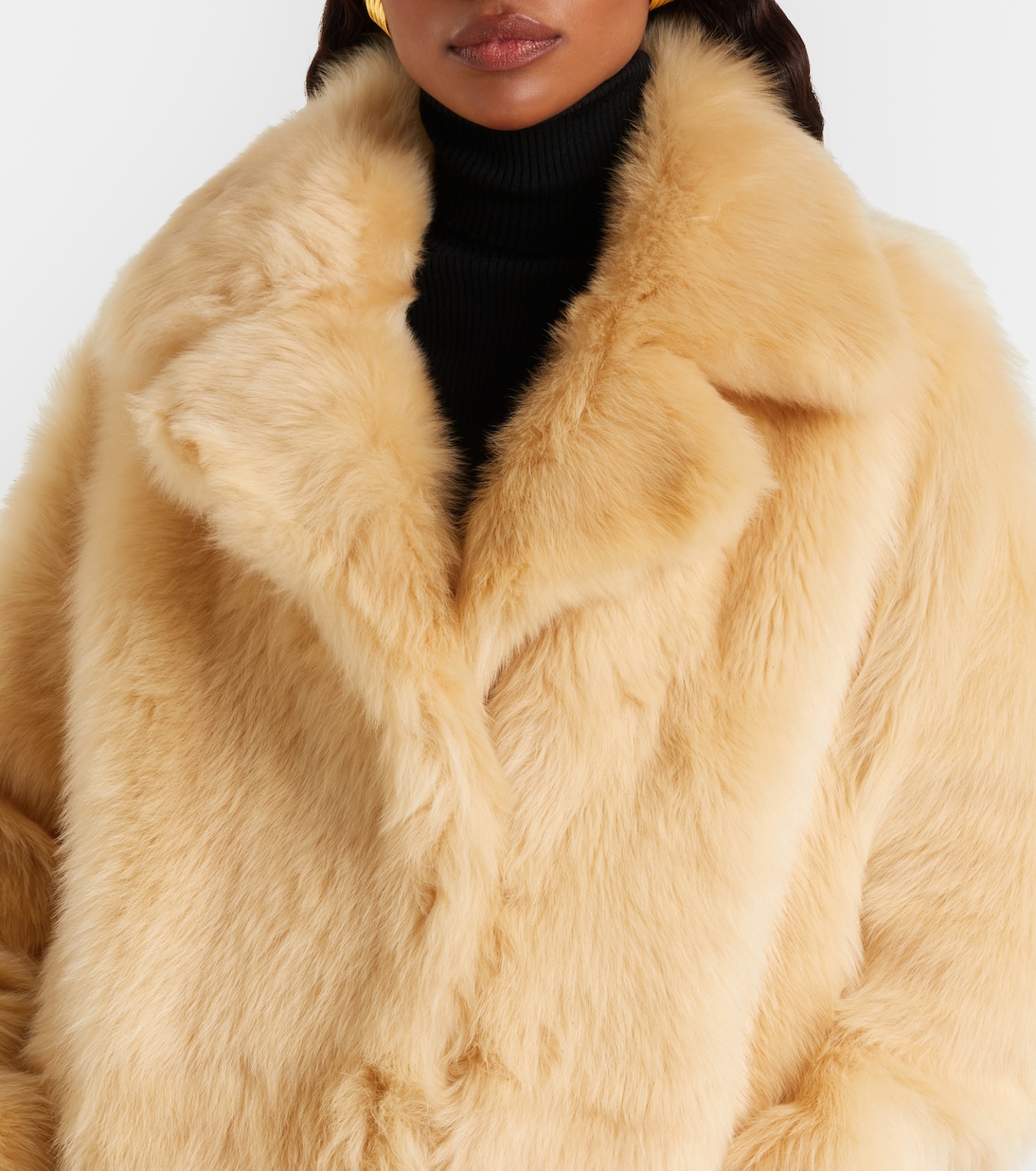 Mantel Evita Long aus Shearling | Nour Hammour