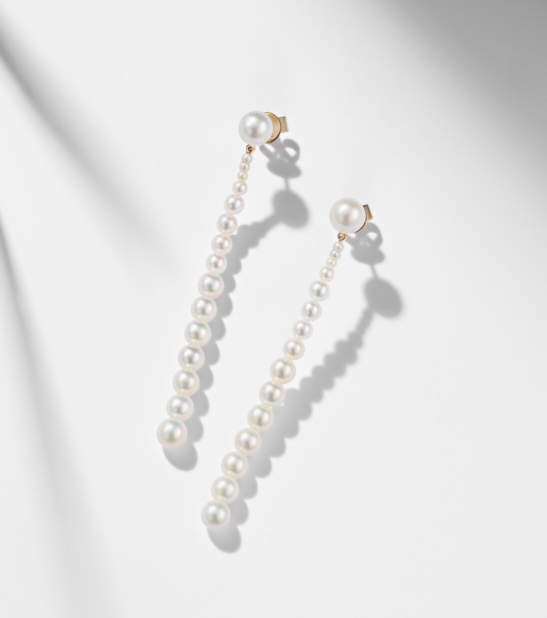 Piazza 18kt gold drop earrings with freshwater pearls | Sophie Bille Brahe