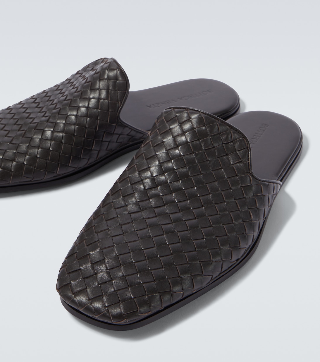 Palazzo 인트레치아토 레더 뮬 | Bottega Veneta