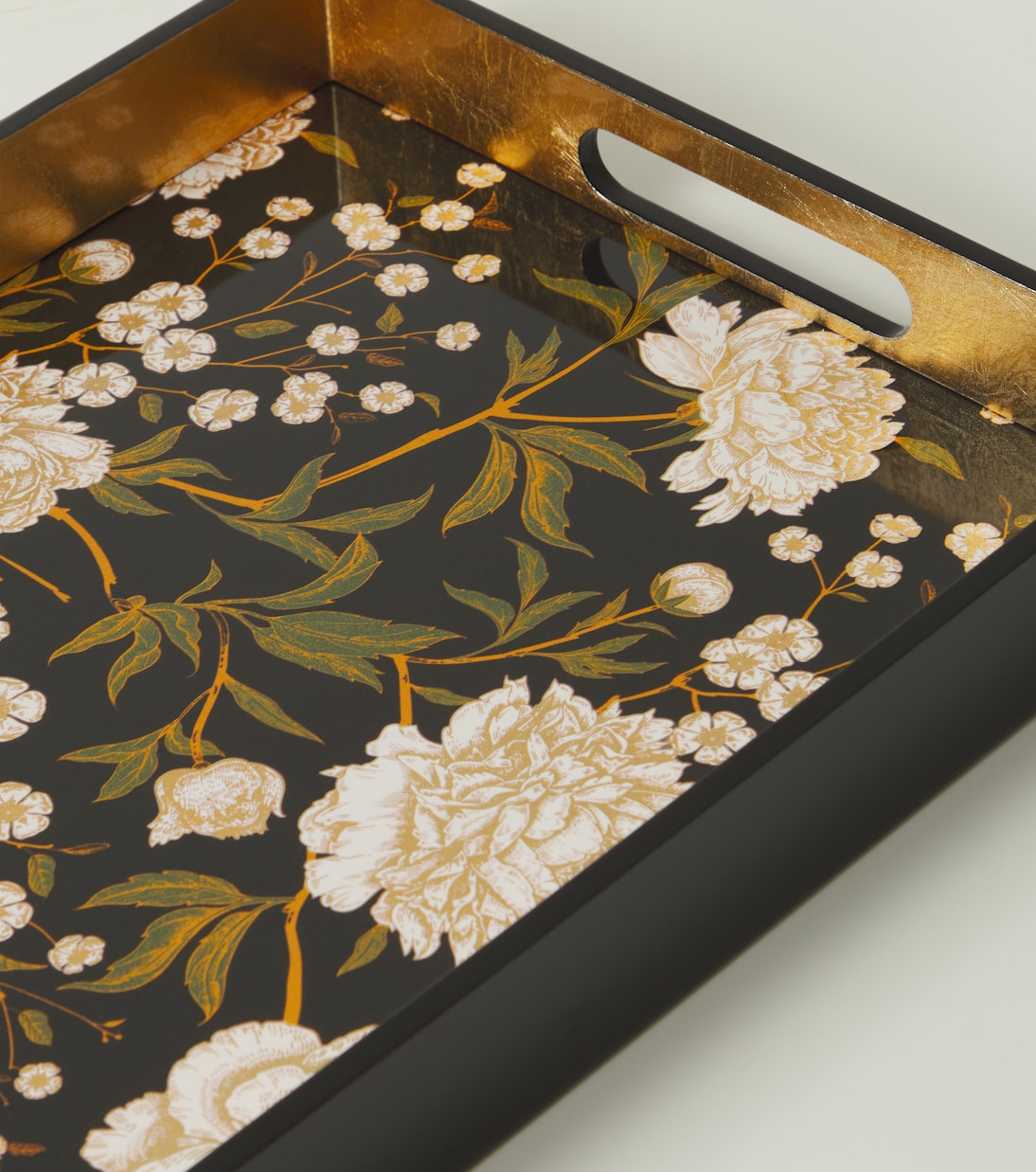 Floral lacquered wood tray | Les-Ottomans
