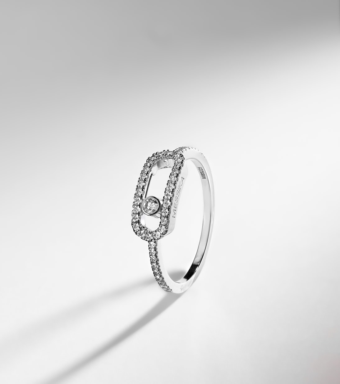 Move Uno 18kt white gold ring with diamonds | Messika