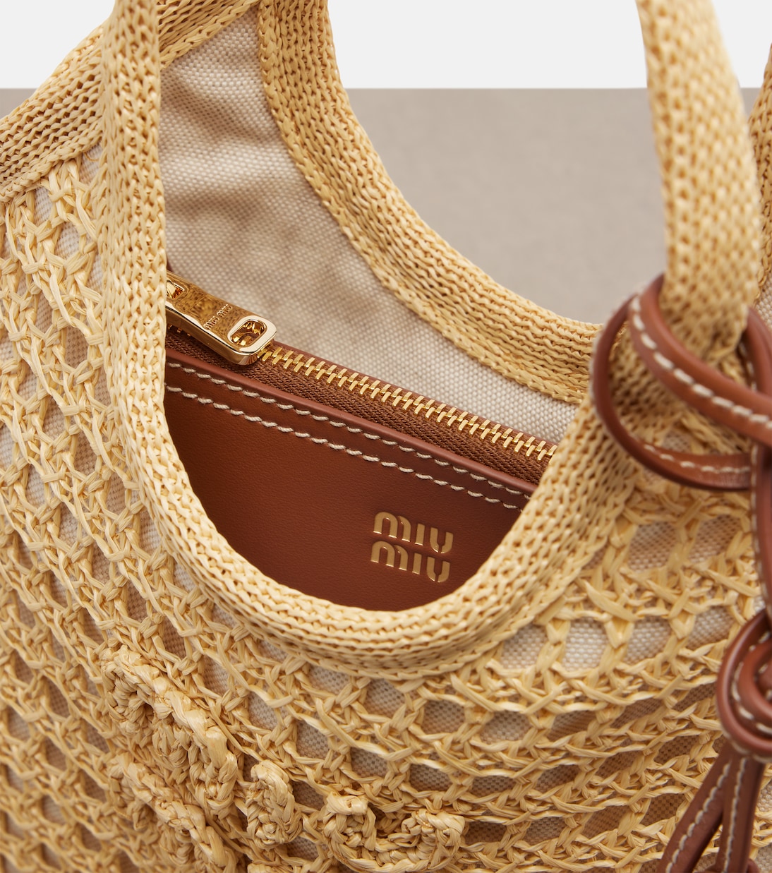 Ivy crochet raffia shoulder bag | Miu Miu