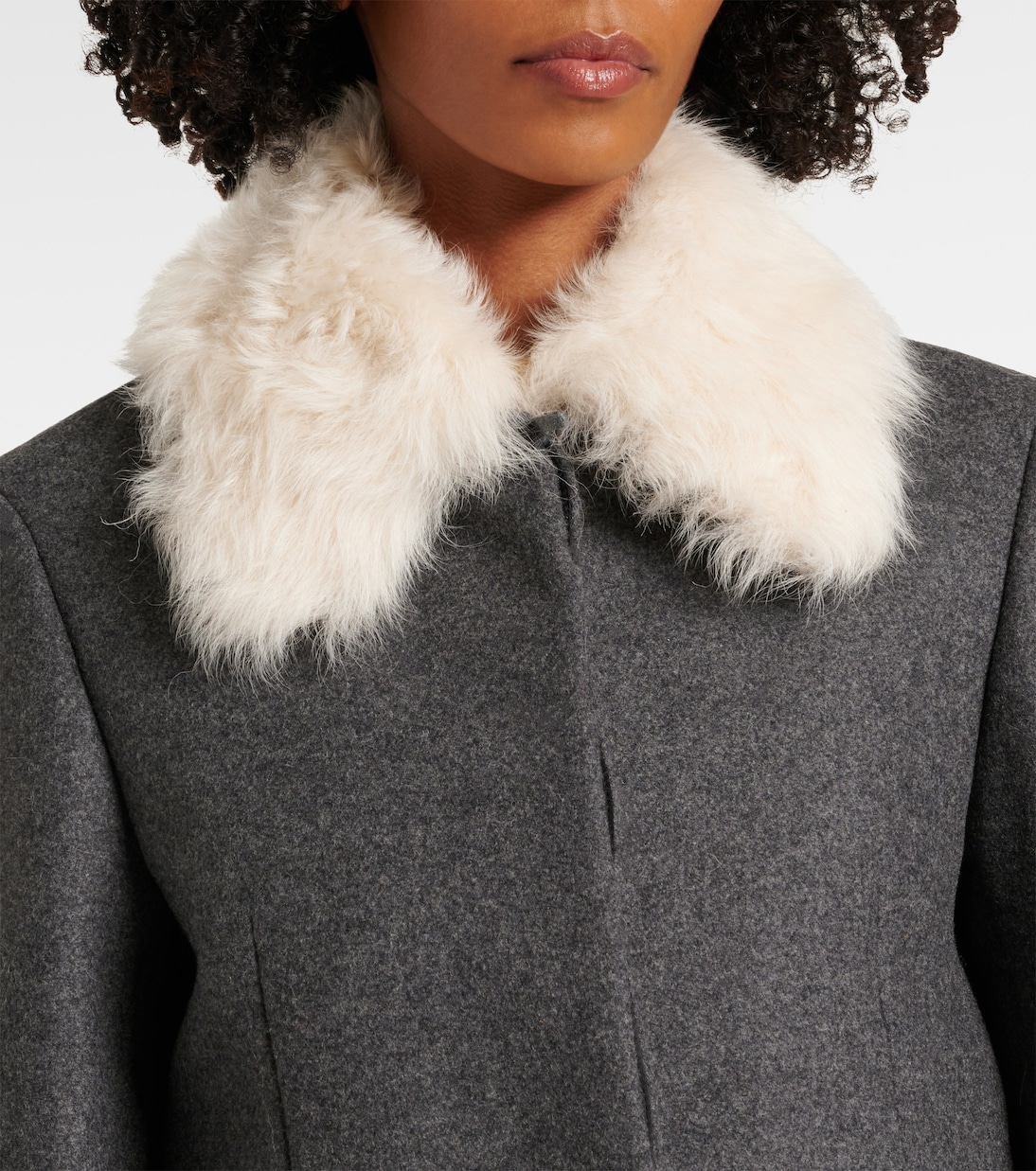 Jacke aus einem Wollgemisch mit Shearling | Toteme