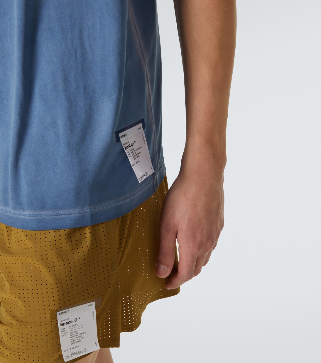 AuraLite printed T-shirt | Satisfy