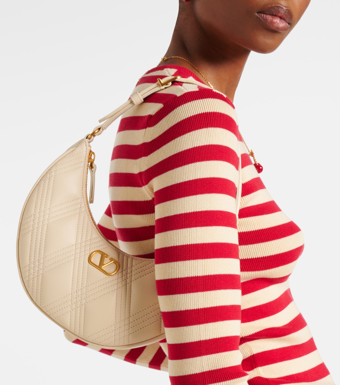 Quiltie 67 Mini leather shoulder bag | Valentino Garavani