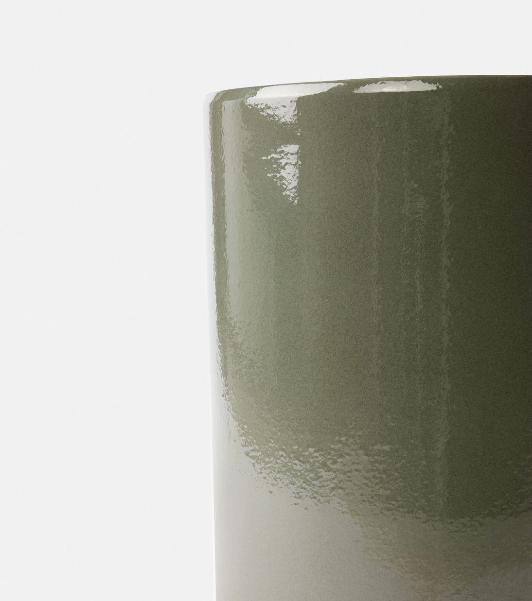 Pawn side table by Marie Michielssen | Serax