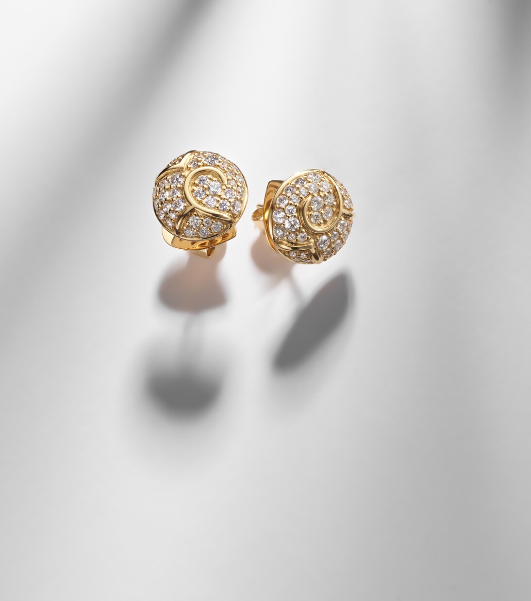 Boucles d'oreilles Onda Boule en or 18 ct et diamants | Marina B