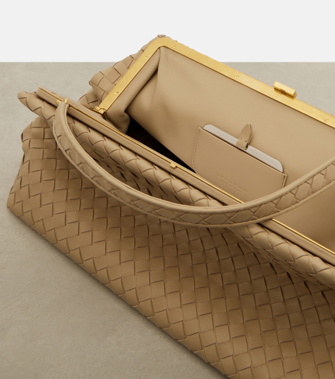 1998 인트레치아토 레더 숄더 백 | Bottega Veneta