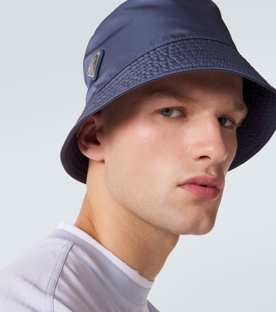 Re-Nylon bucket hat in blue - Prada | Mytheresa