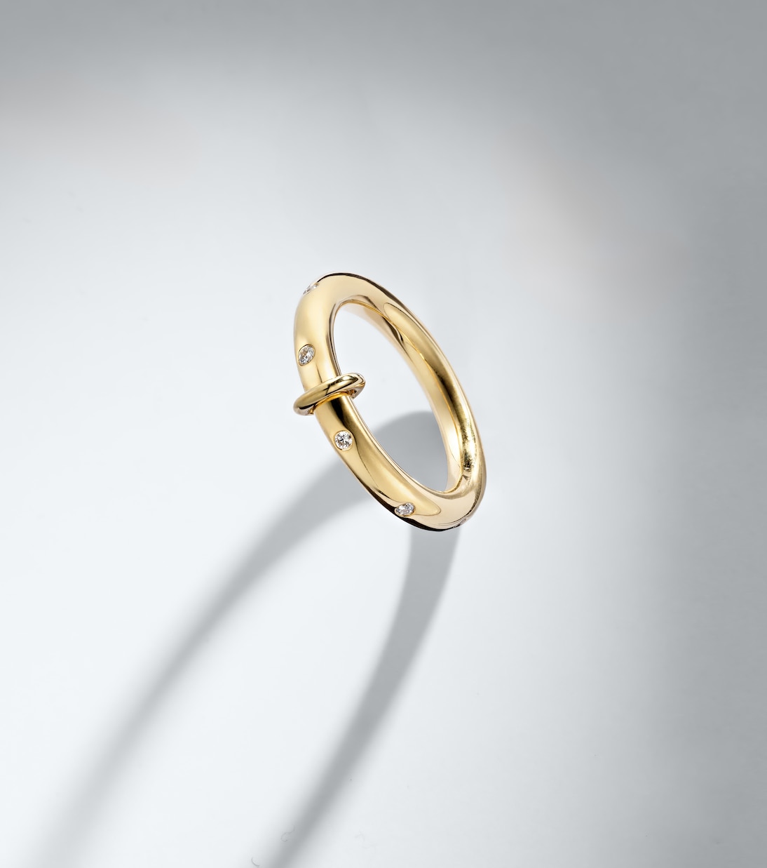 Bague Ovio en or 18 ct et diamants | Spinelli Kilcollin