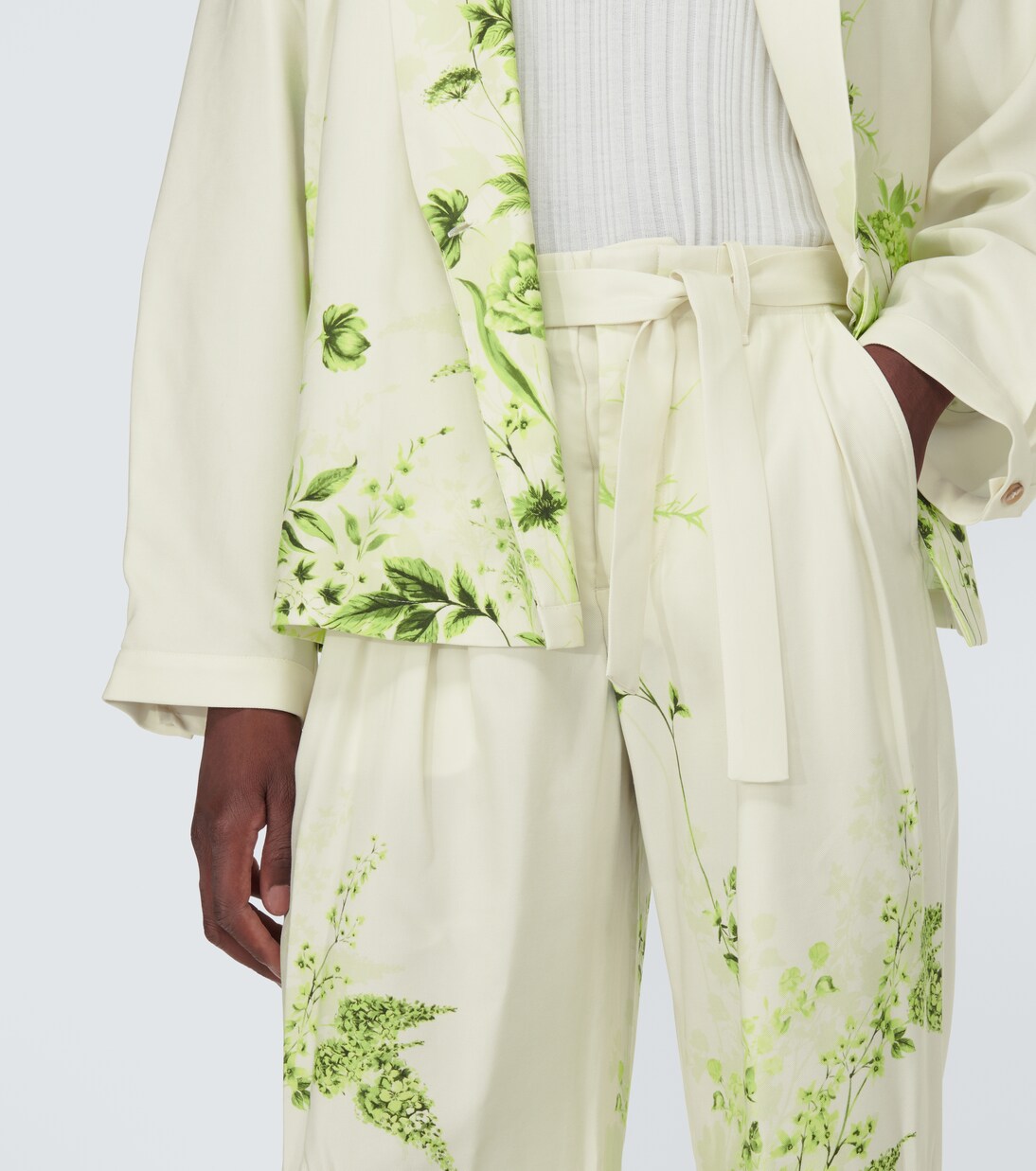 Floral belted straight pants | King & Tuckfield