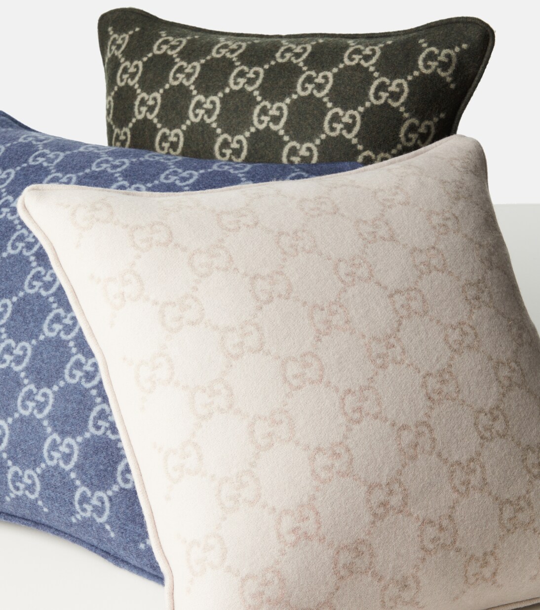 GG jacquard wool and cashmere cushion | Gucci