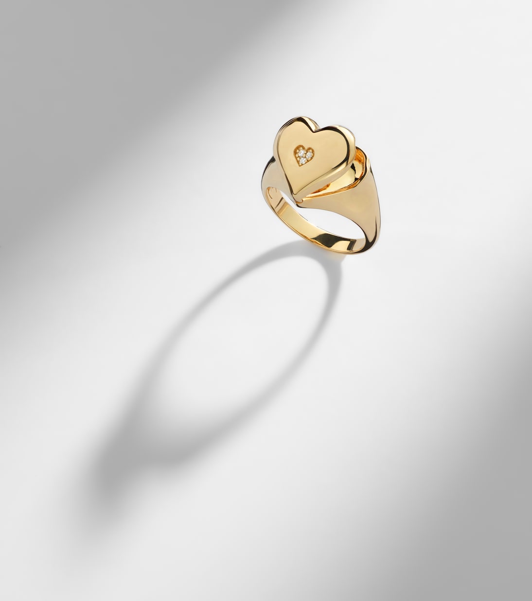 Anillo Wallpaper Heart de oro de 14 ct con diamantes | Sydney Evan