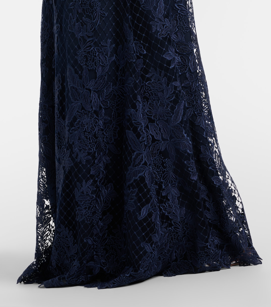 Embroidered lace and tulle gown | Elie Saab