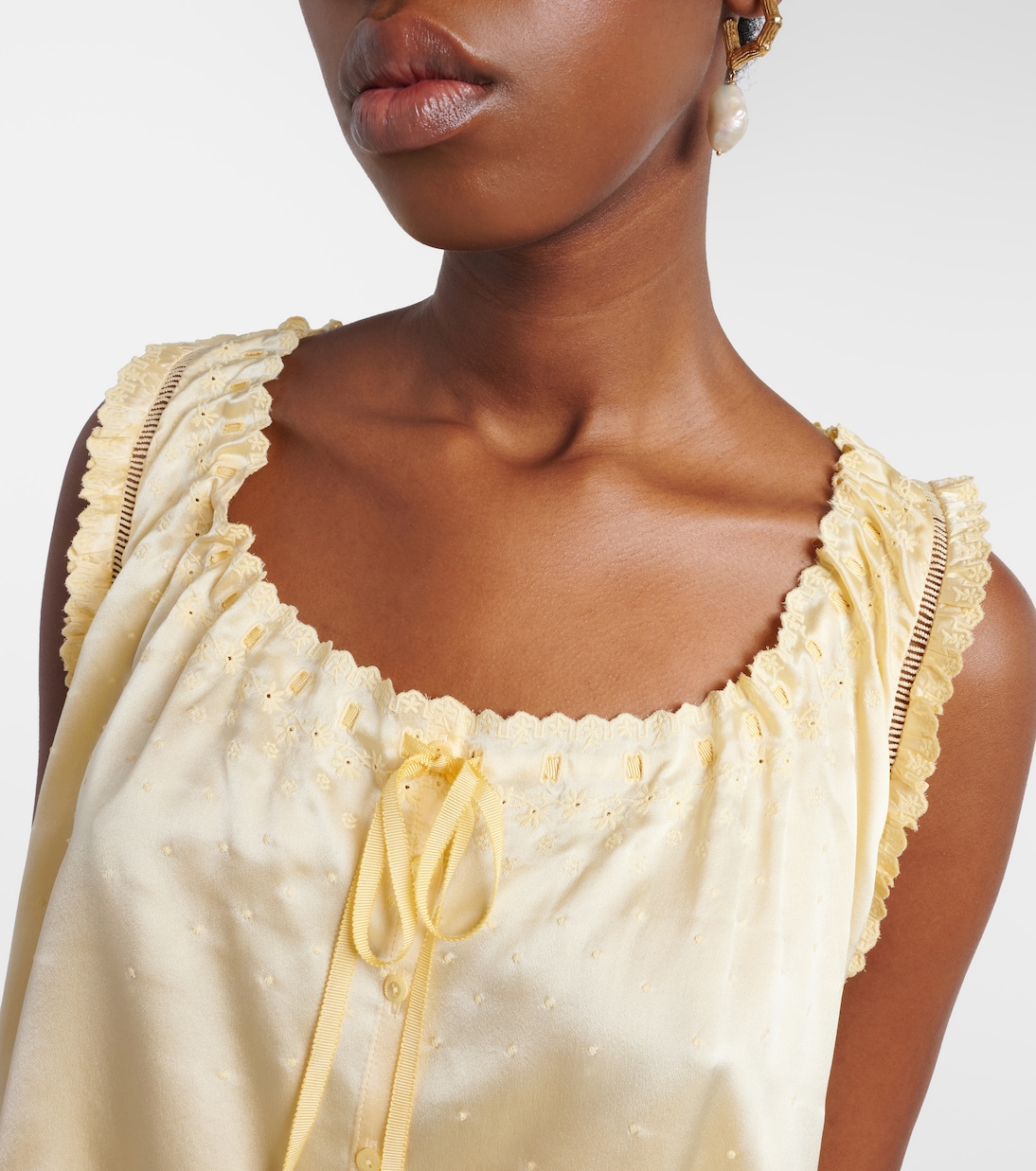 Toulouse lace-trimmed embroidered silk top | Dôen
