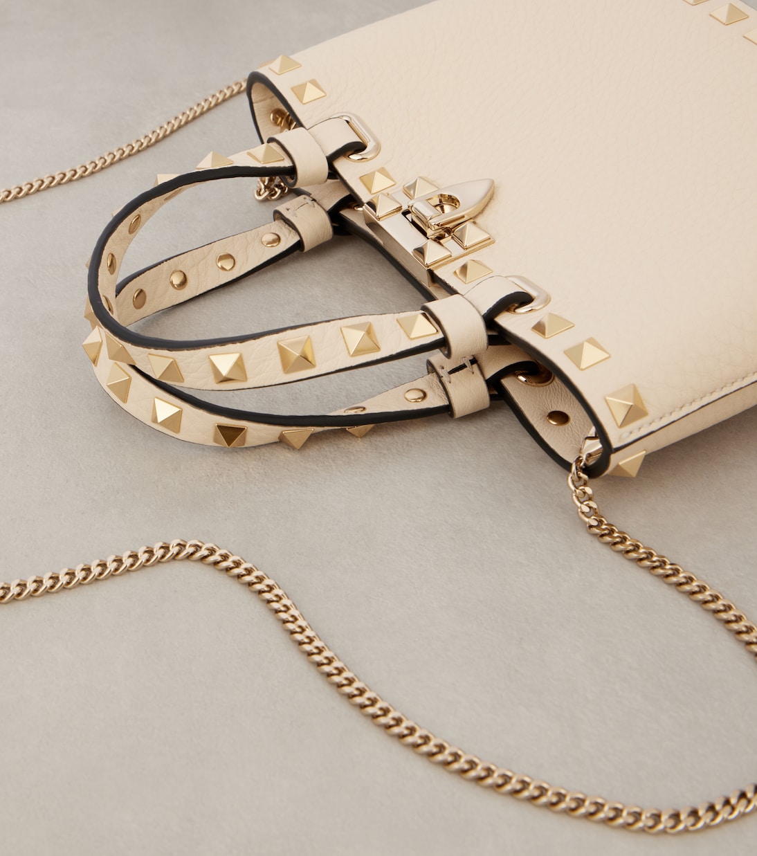 Tote Bag Rockstud Mini aus Leder | Valentino Garavani