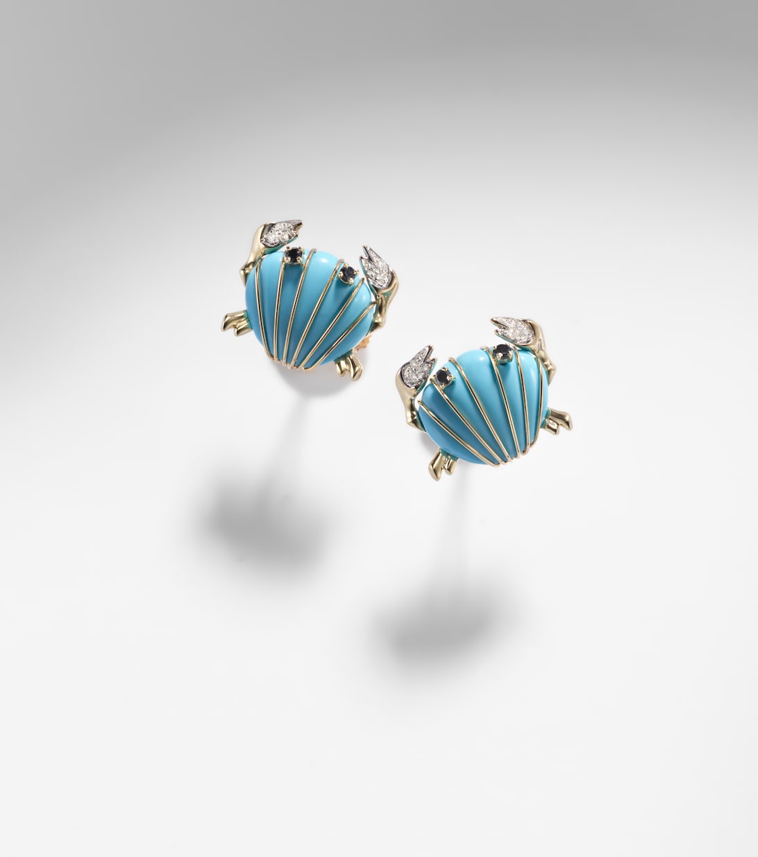 Boucles d’oreilles Crabe Coquillage en or 9 ct, turquoise et diamants | Yvonne Léon