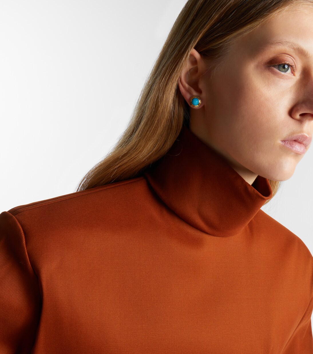 Coral Beach 18kt gold (750/1000) earrings with turquoises | Octavia Elizabeth