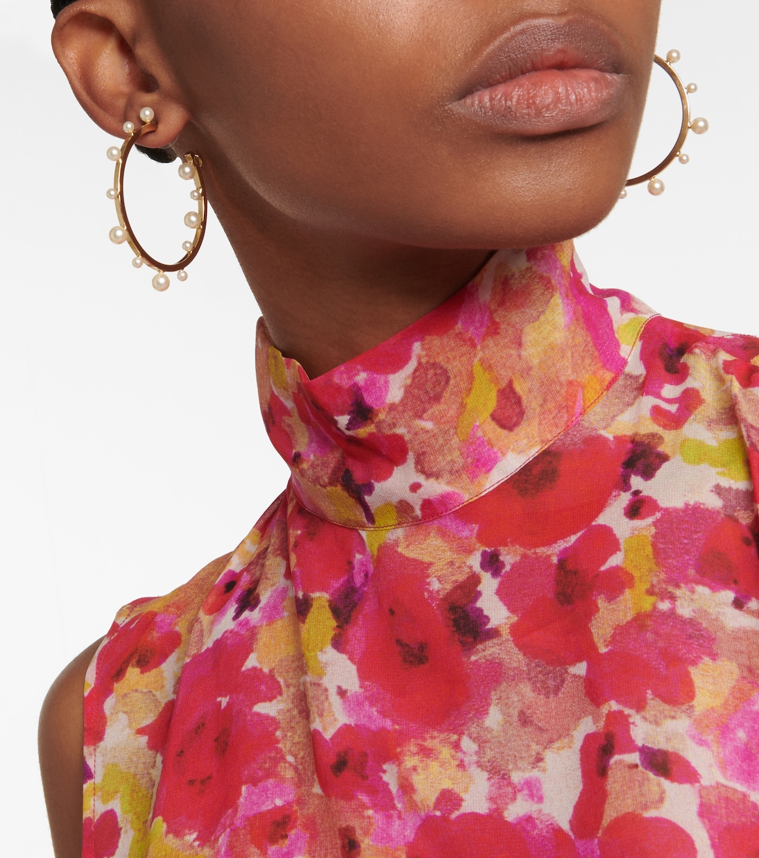 Orecchini a cerchio Odetta con perle bijoux | Jennifer Behr