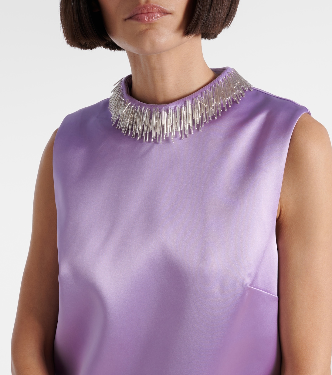 Robe Laverne en satin à ornements | Alémais