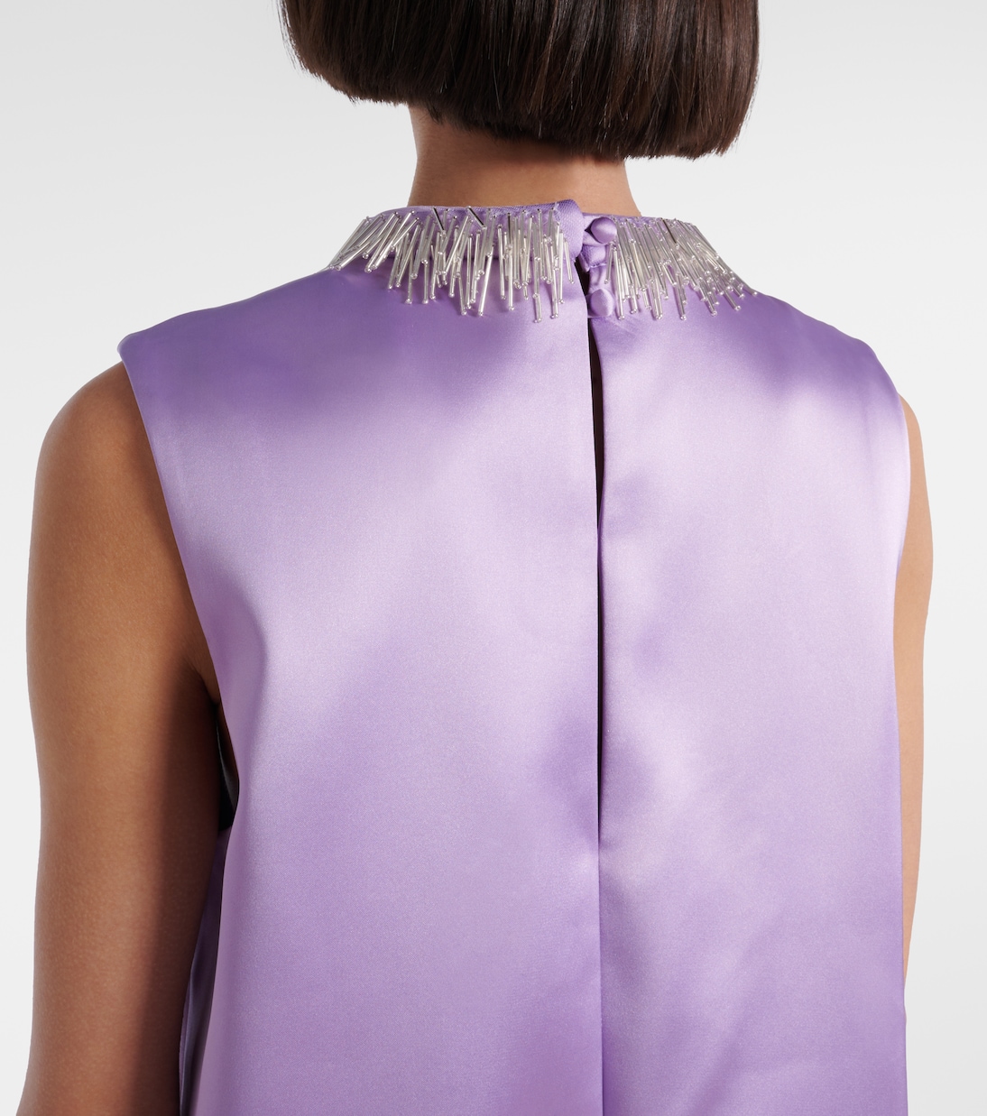 Robe Laverne en satin à ornements | Alémais