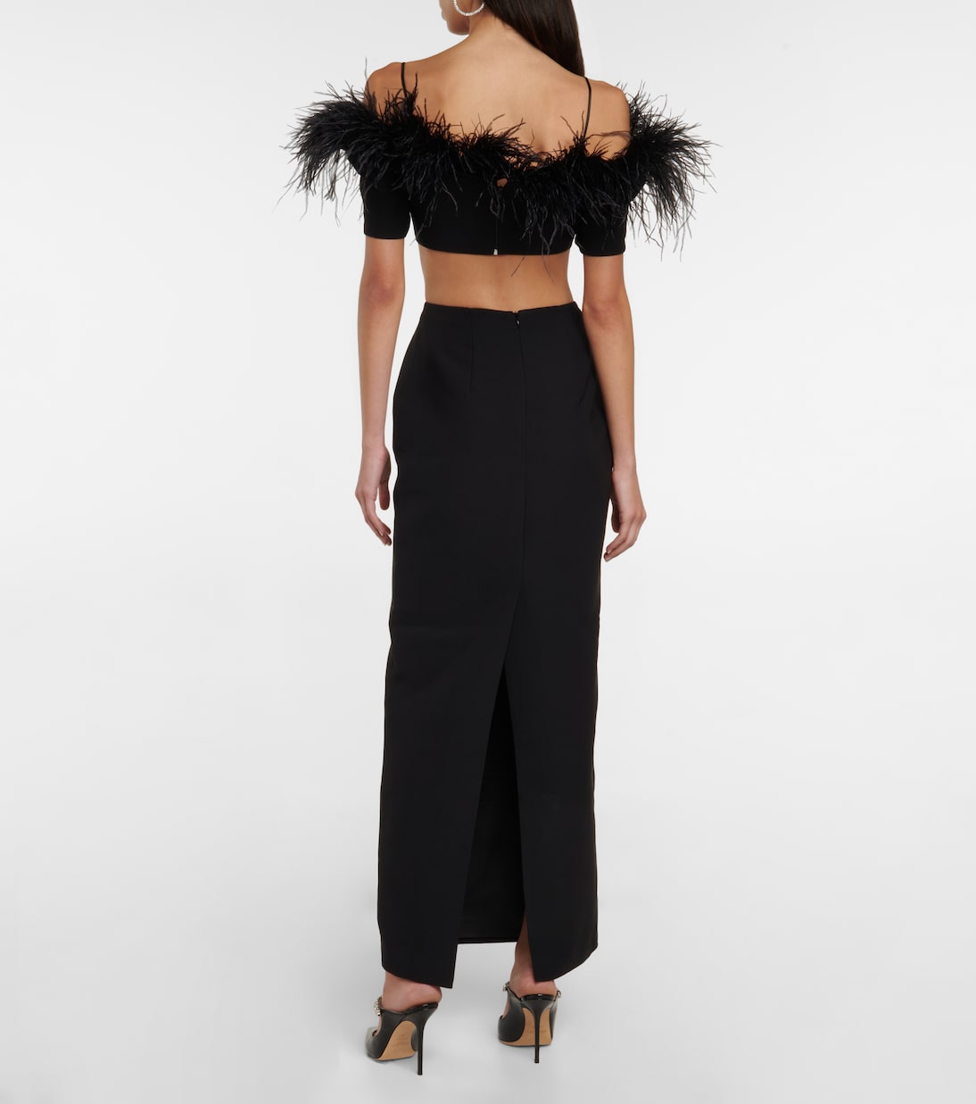 Verzierte Robe aus Crêpe | Rasario