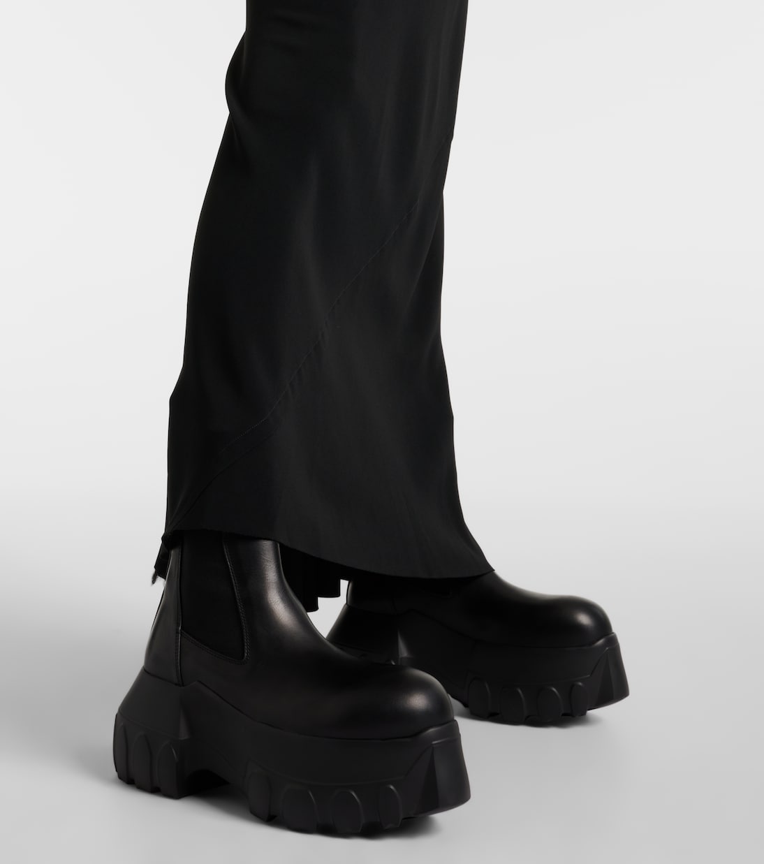 Mega Bumper Beatle leather Chelsea boots | Rick Owens