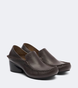 Ovale Loafer-Pumps aus Leder | Loewe