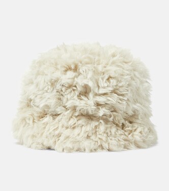 Bird faux fur bucket hat | Goldbergh