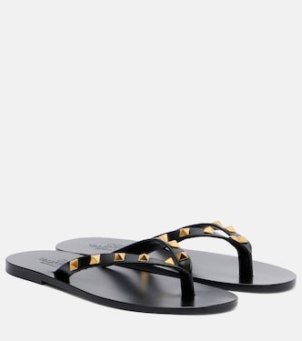 Rockstud leather thong sandals | Valentino Garavani