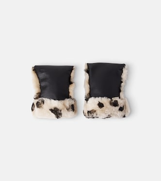 Buggy leopard-print shearling mittens | Binibamba