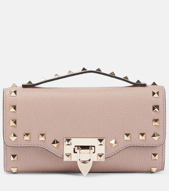 Rockstud Mini leather wallet on chain | Valentino Garavani