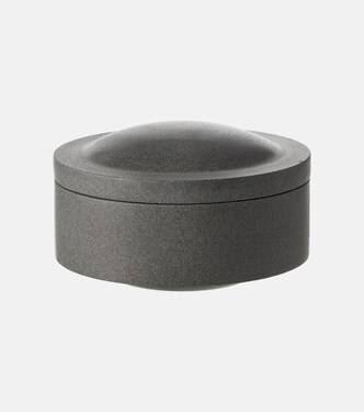 Gallery Object 07 stoneware container | Louise Roe